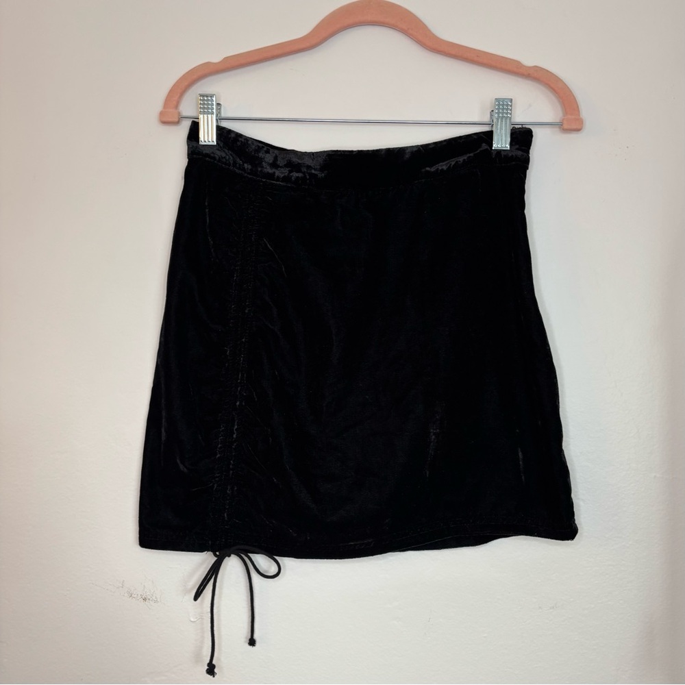 NWT Free People Velvet Mini Skirt with Side Cinch Detail, Black, size 2